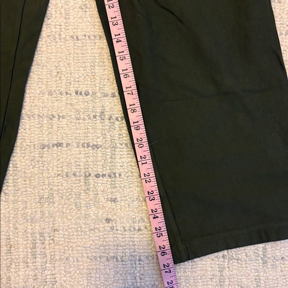 Athleta Women's Green Farallon Ankle Pants NWT - Picture 8 of 10